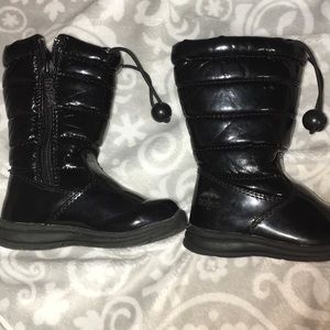 Kids size 6M Black Totes Rain-boots